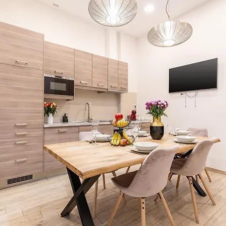 Amora Homes Basilica Monnalisa Luxury 3 Bedrooms With Amazing View Need Reservation X Free Parking 公寓