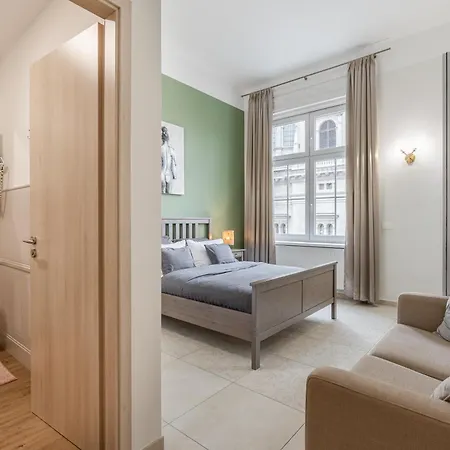 Amora Homes Basilica Monnalisa Luxury 3 Bedrooms With Amazing View Need Reservation X Free Parking * Budapeşte
