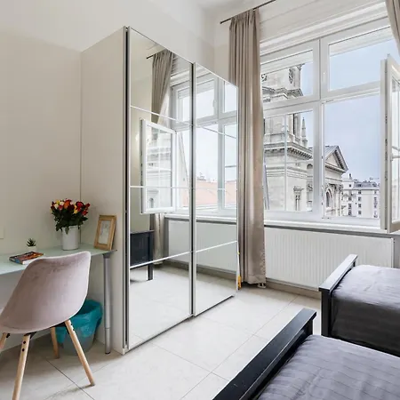 Amora Homes Basilica Monnalisa Luxury 3 Bedrooms With Amazing View Need Reservation X Free Parking Appartement