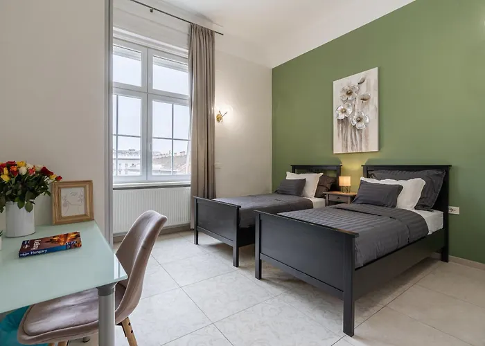 Basilica Monnalisa Luxury 3 Bedrooms With Amazing View Need Reservation X Free Parking