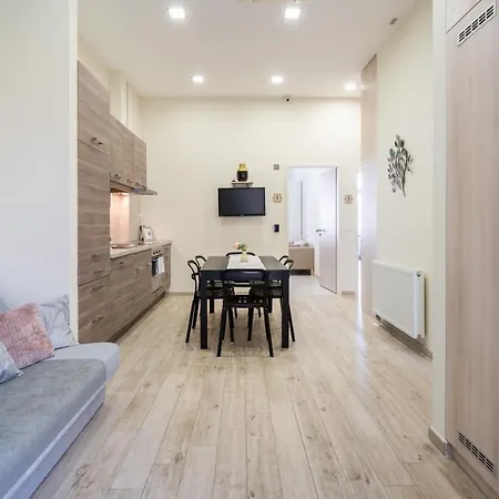 Apartment Basilika Monnalisa Luxury 3 Bedrooms With Amazing View Need Reservation X Free Parking
