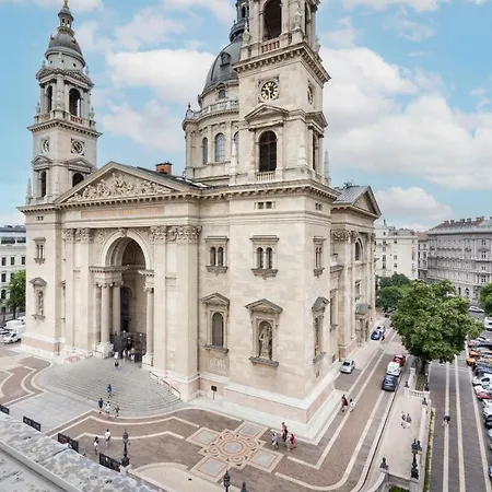 Basilika Monnalisa Luxury 3 Bedrooms With Amazing View Need Reservation X Free Parking * Budapest